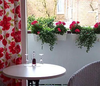 Bed And Breakfast Amsterdam Hotel
