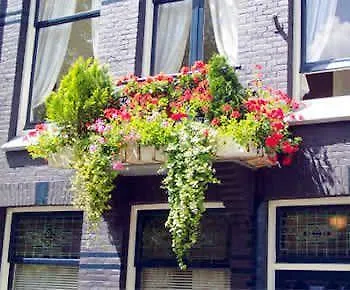 Bed And Breakfast Amsterdam 3*,  Nederland