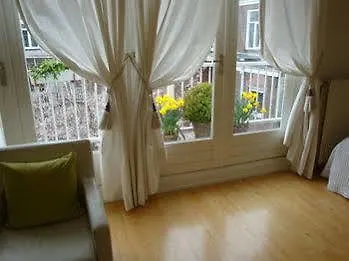 Bed And Breakfast Amsterdam Nederland